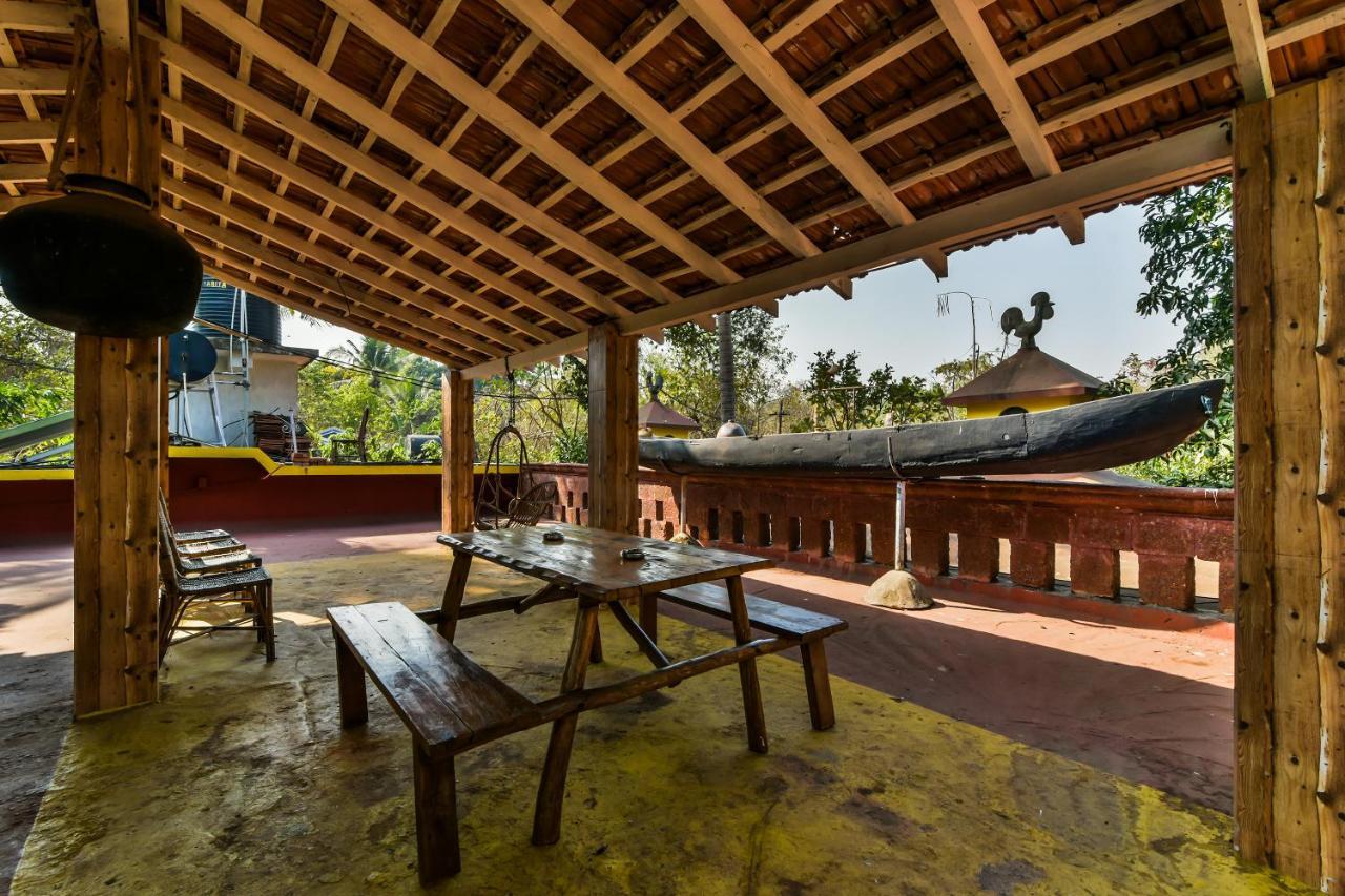 Oyo 2440 Palm Grove Hotel Vagator Buitenkant foto